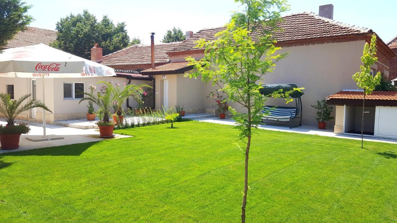 סבילנגראד Villa Ros Guest House מראה חיצוני תמונה