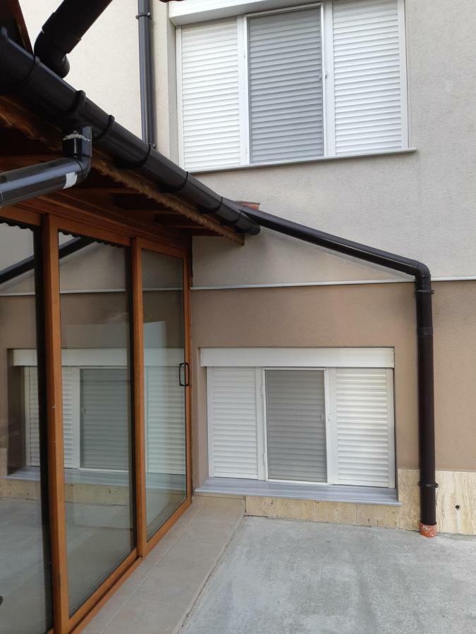 סבילנגראד Villa Ros Guest House מראה חיצוני תמונה